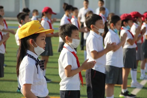 带着星星点点的光，去开启九月的惊喜|北京市力迈中美学校2～4年级学生开学典礼(图13)